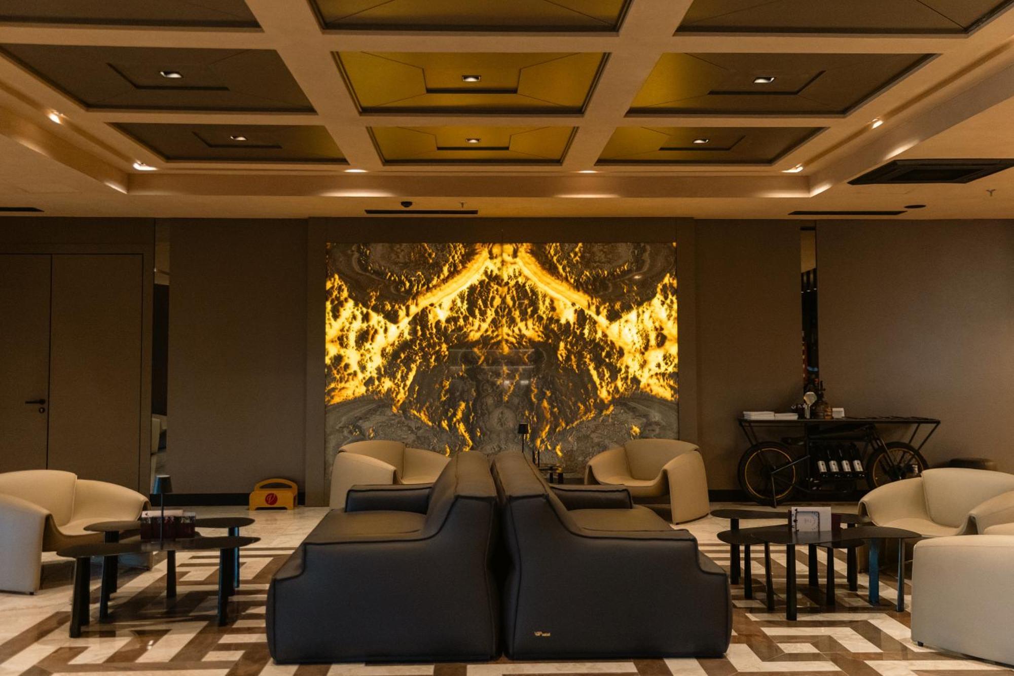 Venus Hotel Lipjan ภายนอก รูปภาพ